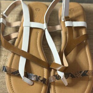 Corso Como Leather Flat Sandals – Size 10 (EU 42)